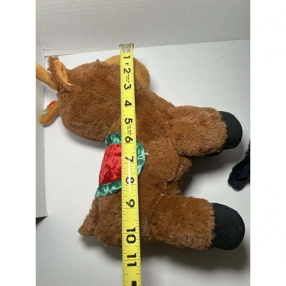 NEW PetSmart Fortune the Christmas Reindeer Dog Toy Stuffed Plush‎